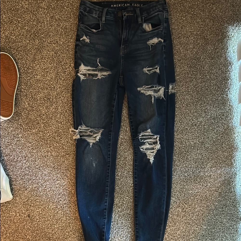 American Eagle Outfitters Women's Distressed Blue Jeans